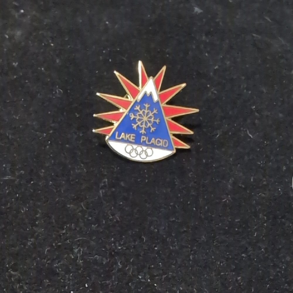 vintage Lake Placid 1980 Winter Olympics logo pin